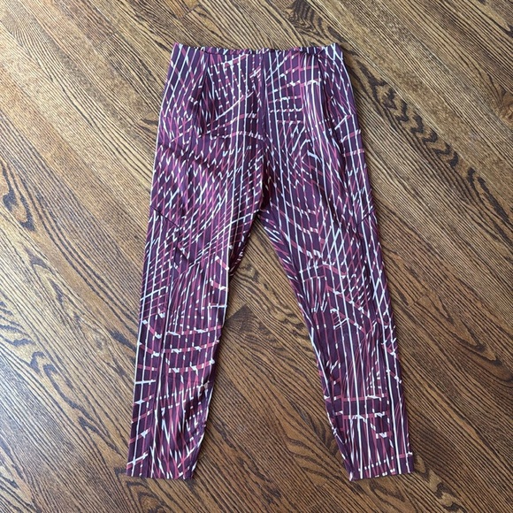 Sweaty Betty Women's 12 Power High Waist 7/8 Workout Leggings Red - Picture 1 of 7